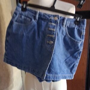 Stylish Blue Denim Skirt